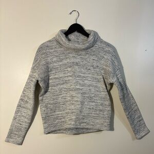 Columbia Heathered Gray Turtleneck Sweater